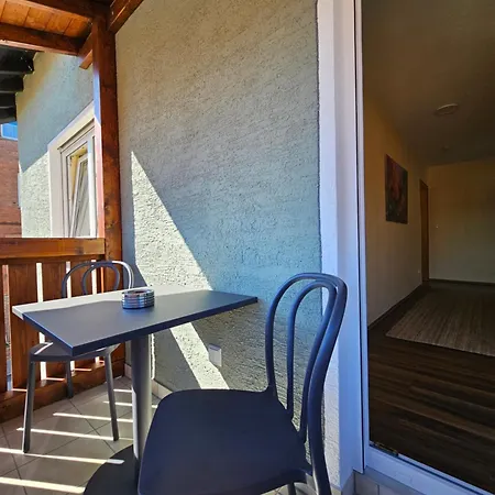 Regenbogen8 شقة *