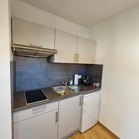 Regenbogen8 Apartment Linsengericht